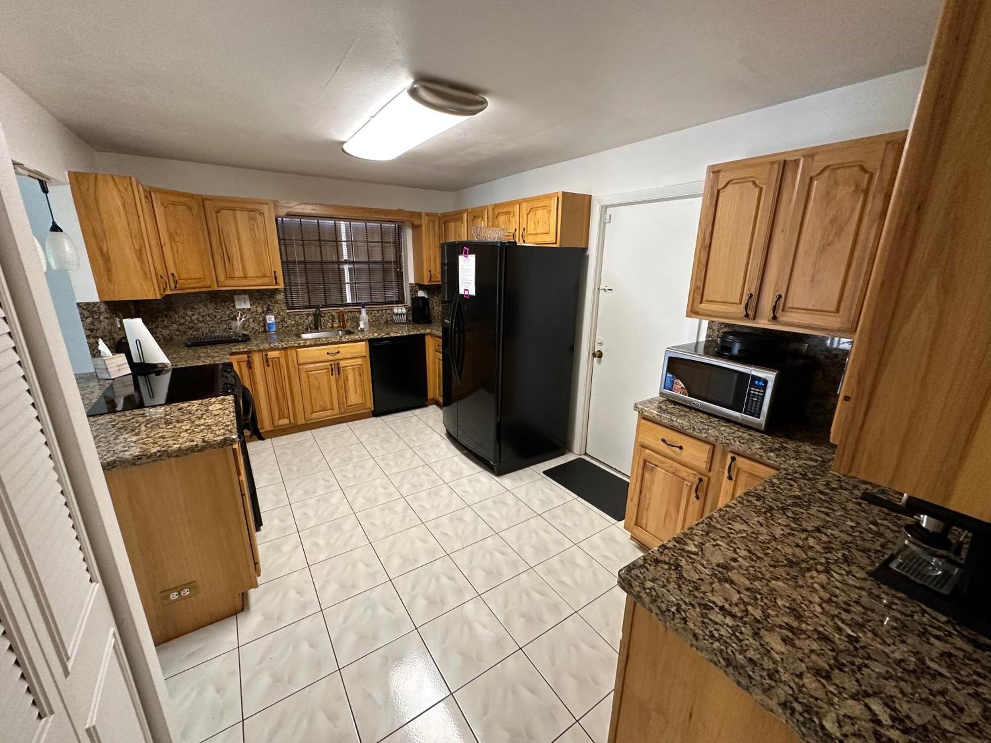 82-10Sw 135Av Villa Маями Екстериор снимка