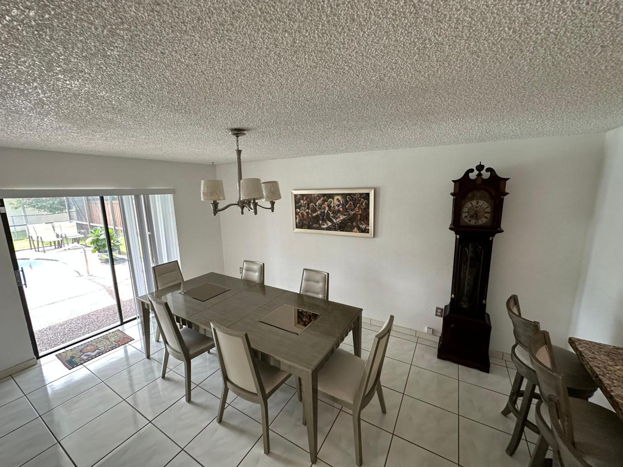 82-10Sw 135Av Villa Маями Екстериор снимка